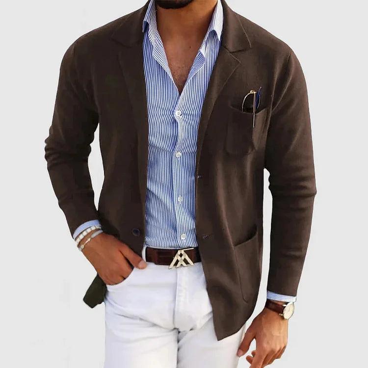 Elegant men's jacket with pockets and lapel collar, solid color, long sleeves