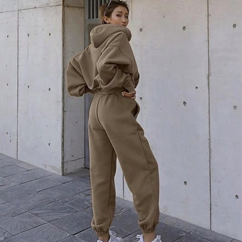 Comfortable oversized loungewear set for women