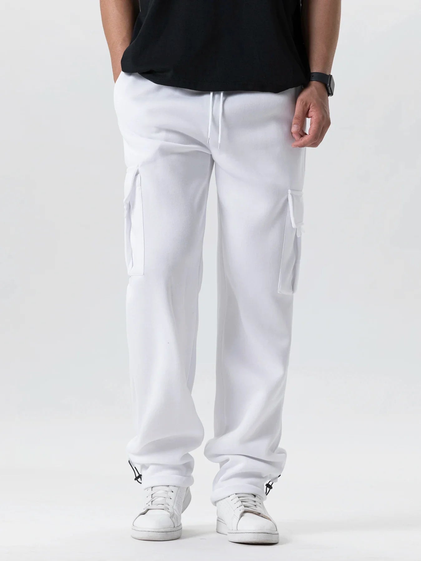 Comfortable men's jogging pants with straight cut and drawstring