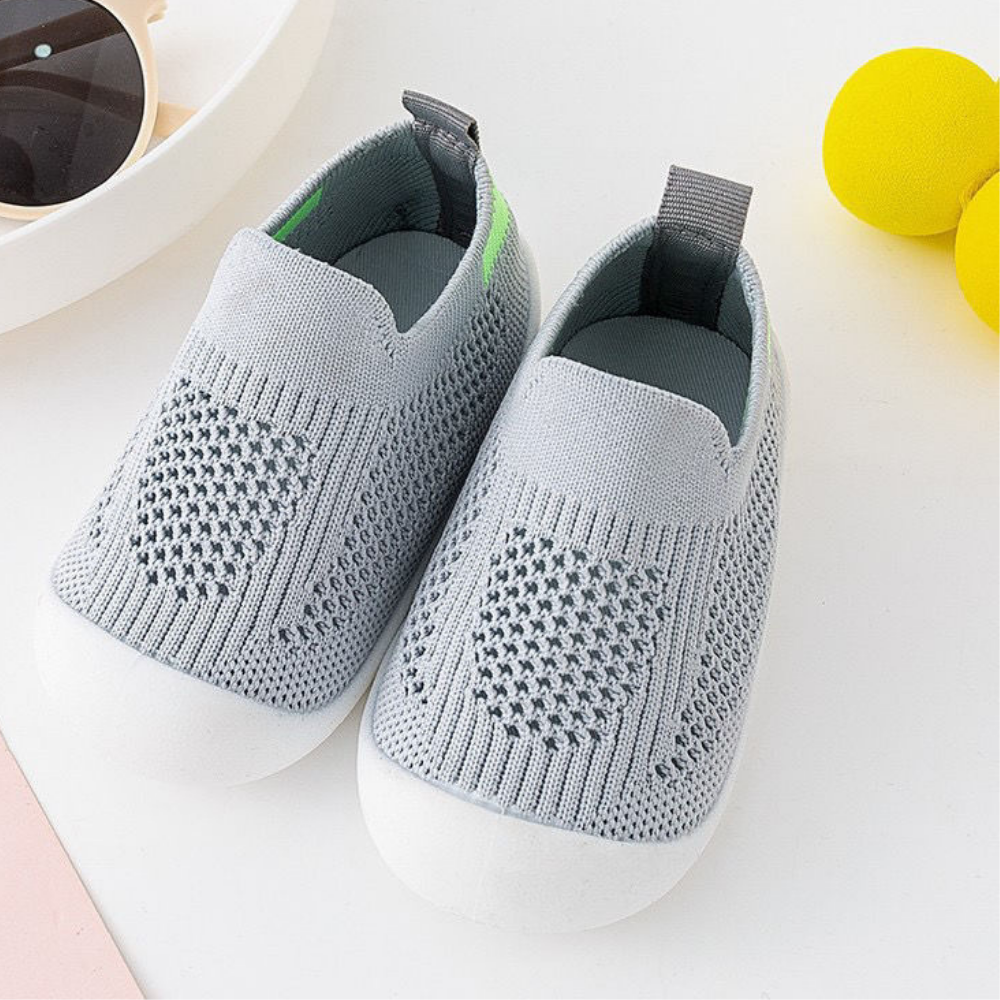 Slip-on shoes for baby and child | breathable and non-slip soft sole