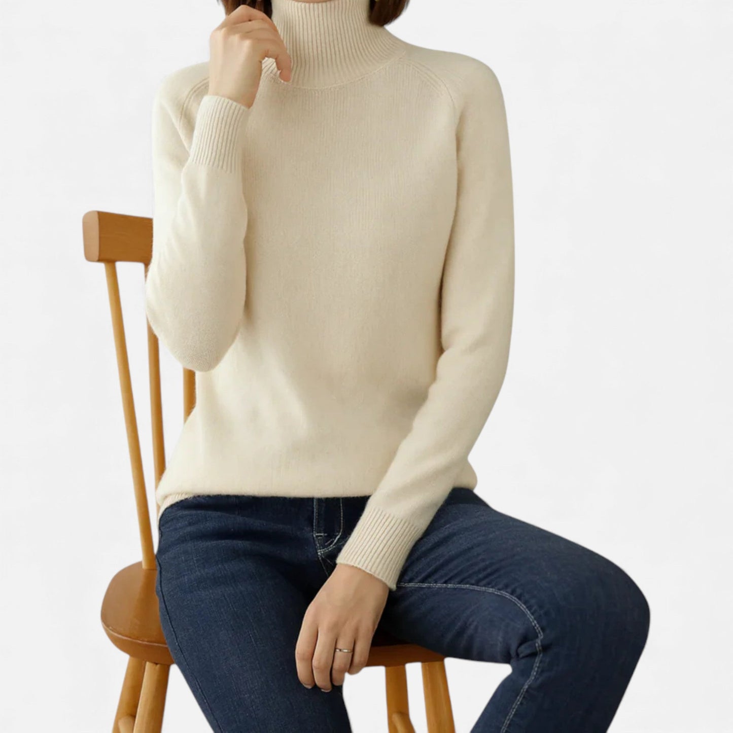 Ancient World | Elegant Women's Wool Turtleneck Sweater