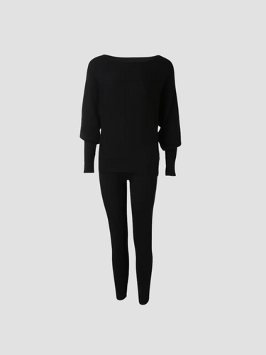 Women's knitting set with pullover and leggings