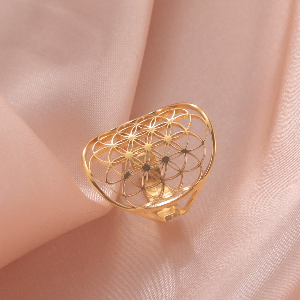 Women's Adjustable Ring with Geometric Design