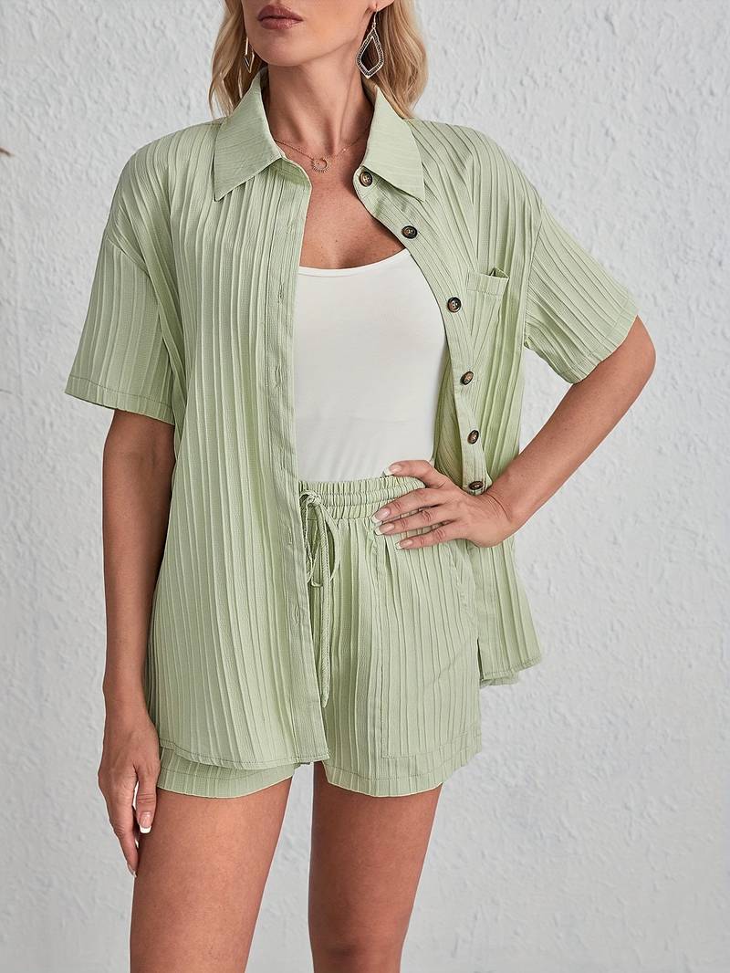Short-sleeve shirt with button placket and shorts with drawstring