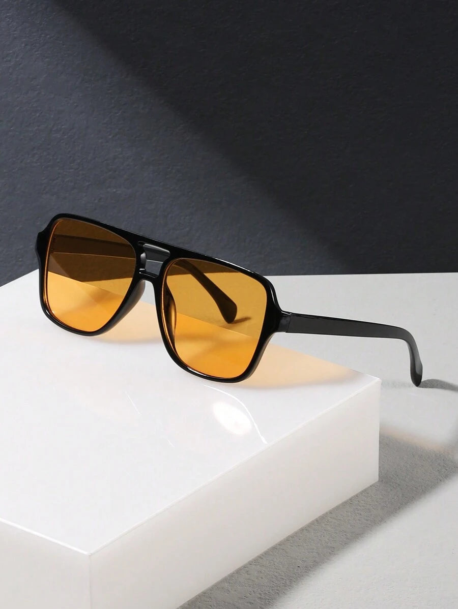 Fashionable men's sunglasses made of acrylic in a square design
