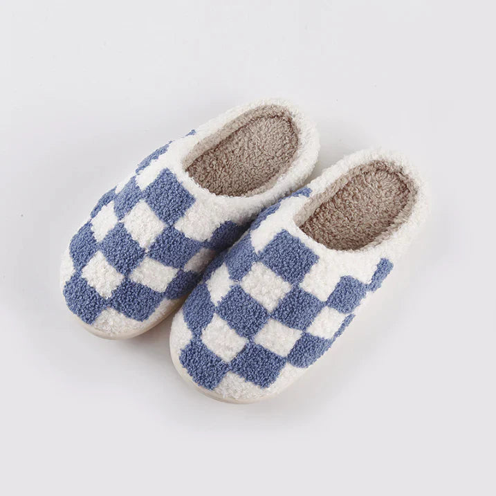 Women’s Checkered Slip-On Slippers | Winter