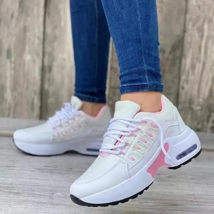 - TrendAura