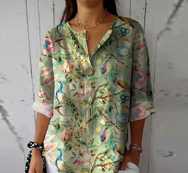 Women's blouse with pattern in V-neck | Loose fit