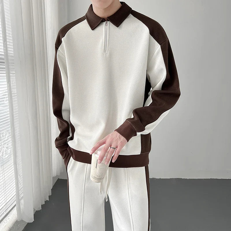 Training suit for men with waffle texture
