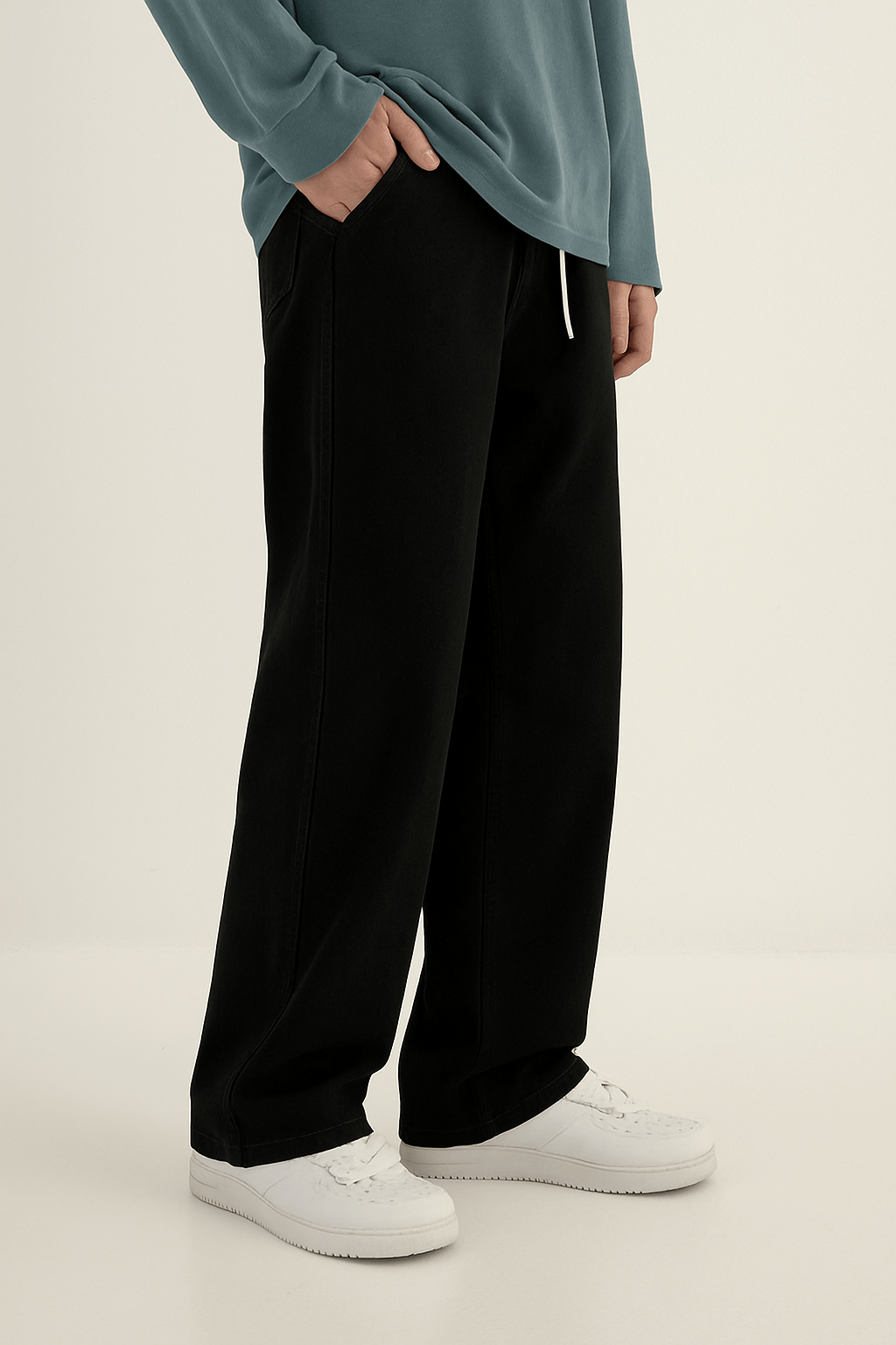 Wide cut pants with subtle washed look