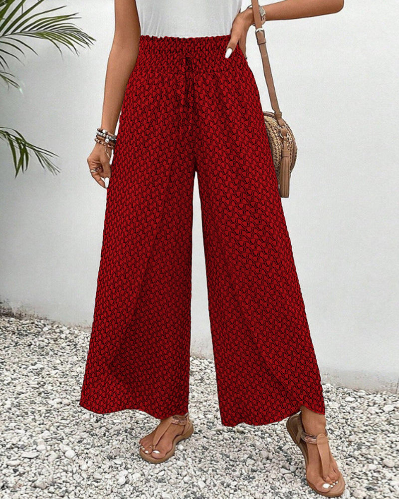 Shortened women's pants with wide leg