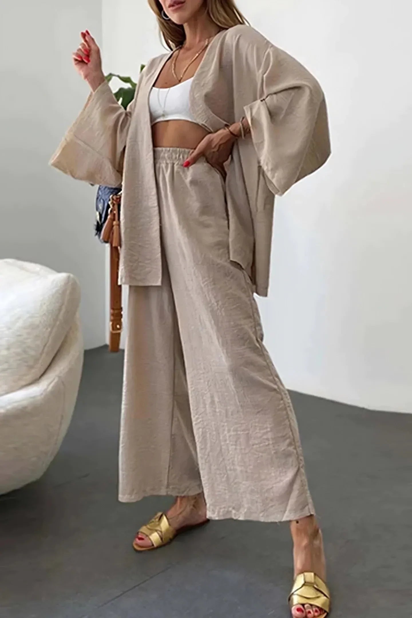 Two-piece linen set for summer and spring