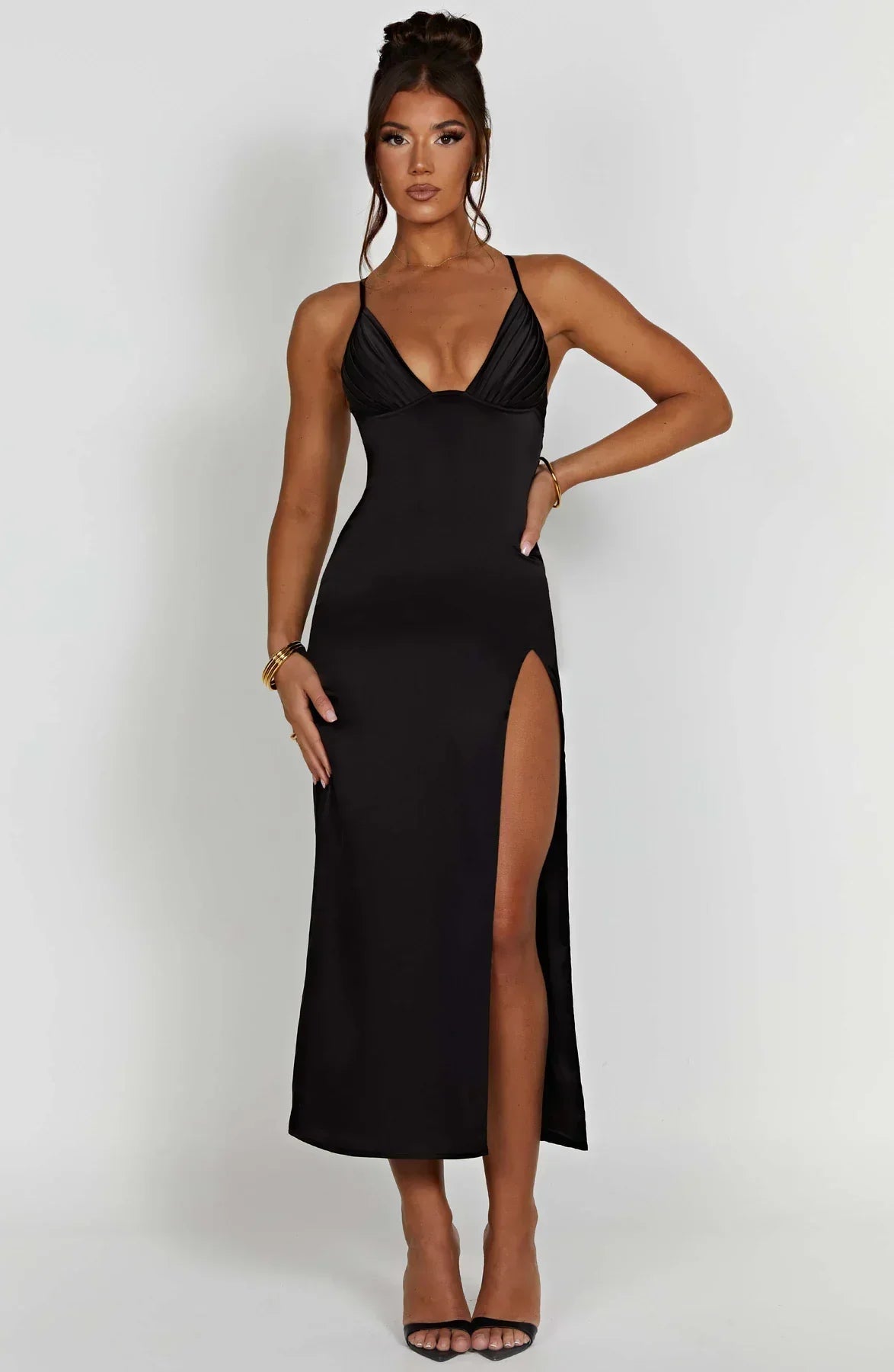 Elegant Midi Dress with Thin Straps