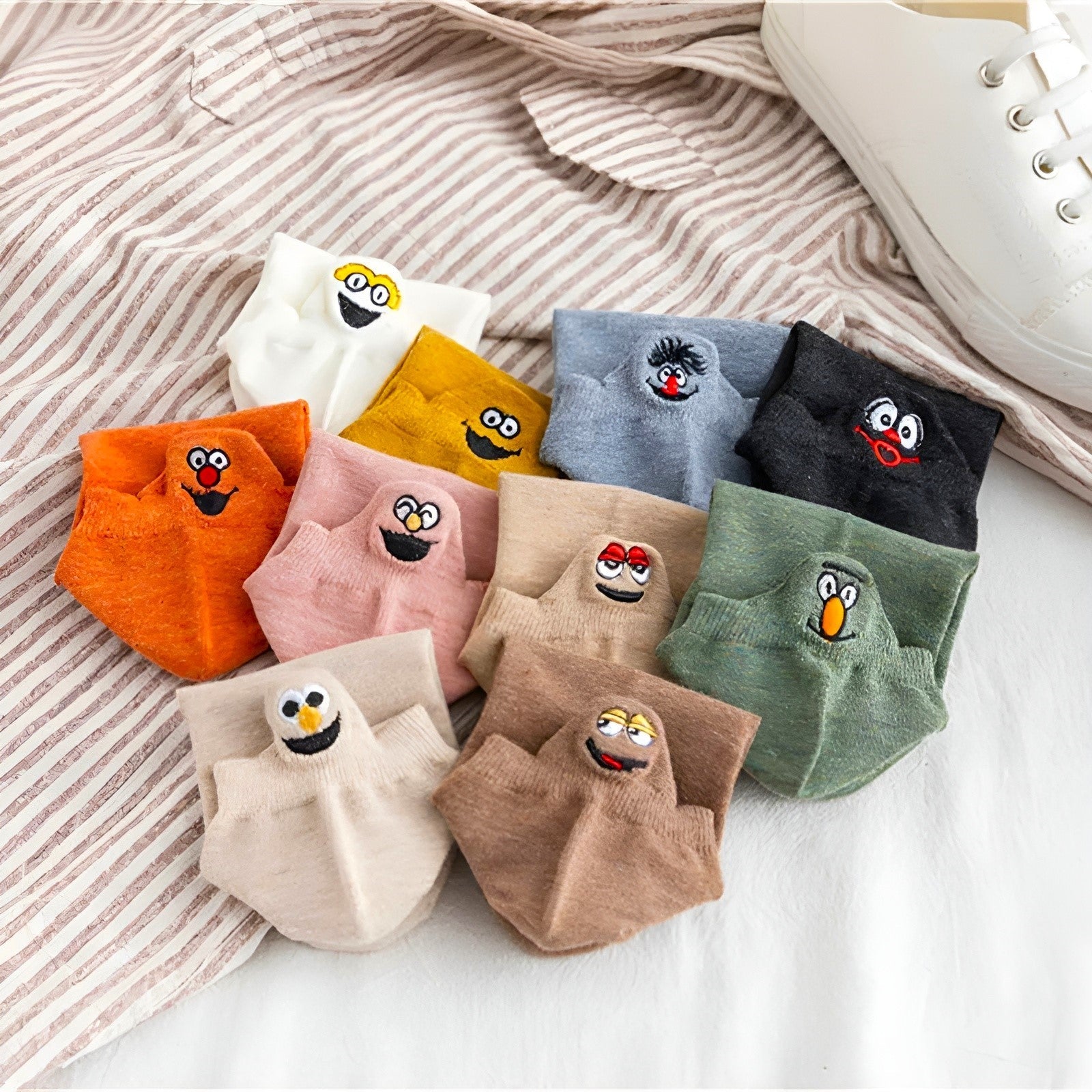 Happy-Go-Lucky Socks - TrendAura