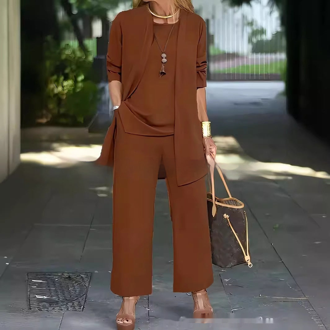 Sara – Stylish sleeveless top with round neckline and long jacket set with wide pantsuit