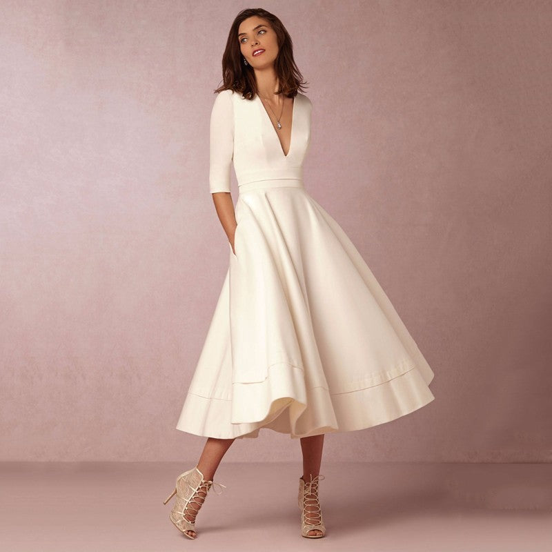 Jasmine Vneck Dress Retro 60s Swing Style For Women With Flattering Fit And Classic Charm