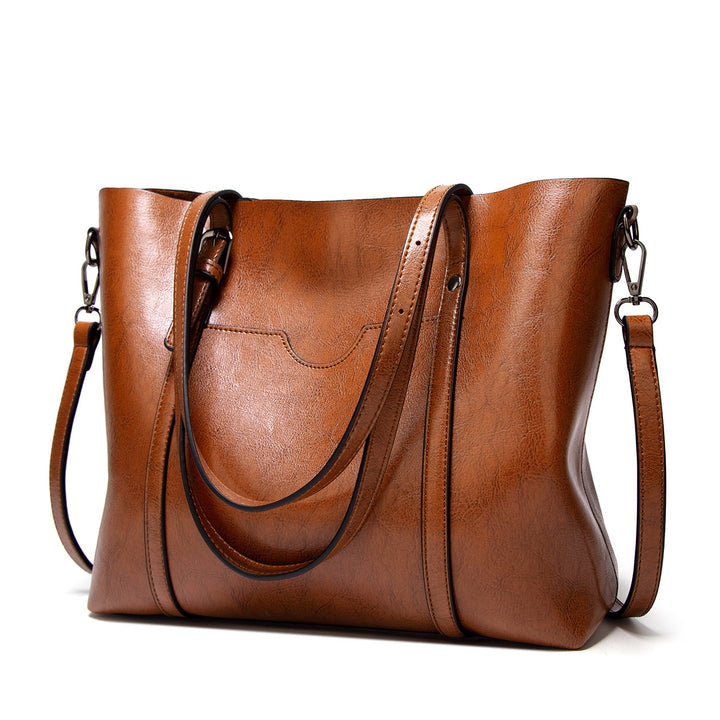 Vera: A stylish handbag of leather, handcrafted
 - TrendAura