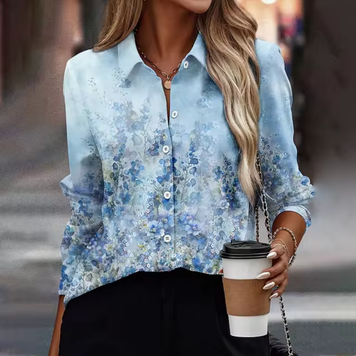 Freya | Women's blouse with floral pattern