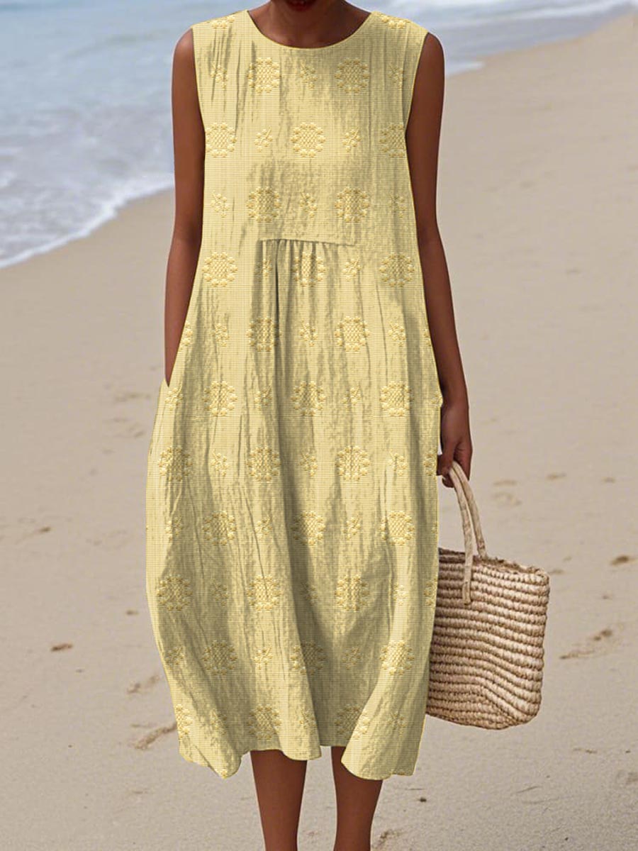 Women's Sleeveless Dress with Flowy Design and Versatile Style
