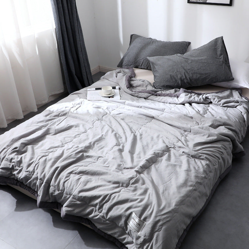 Minimalist Cotton Quilt Blanket with Soft Texture