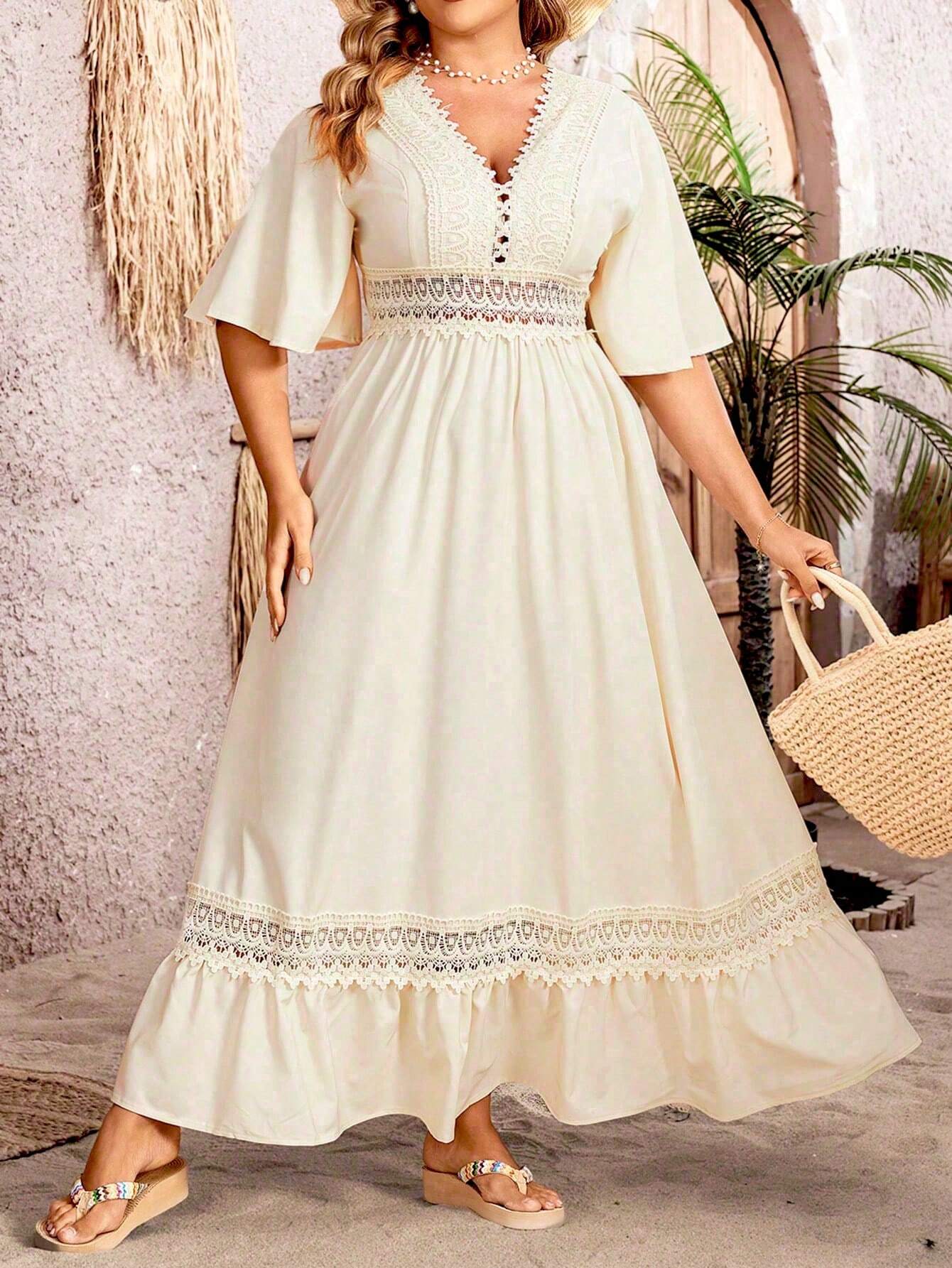 Ruth | Plus size trapeze dress for women