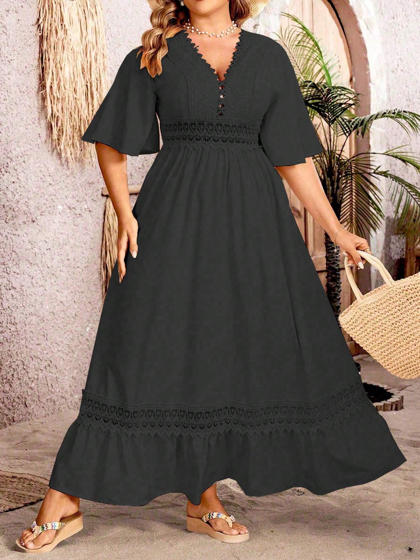 Ruth | Plus size trapeze dress for women