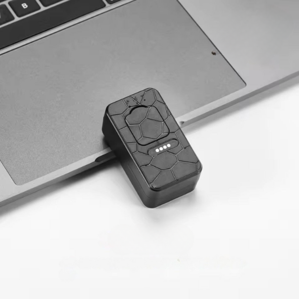 Waterproof Magnetic GPS Tracker 4G Localization - TrendAura