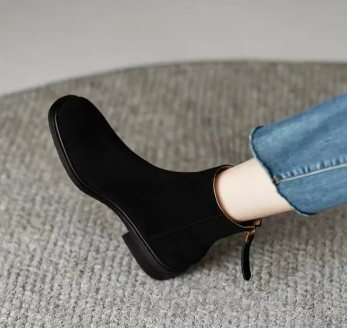 Willow | Elegant Winter Boots Women with Zipper made of Leather