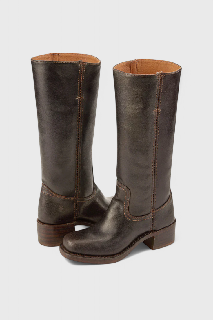 Women's Classic Boots with Versatile Design and All-Season Use