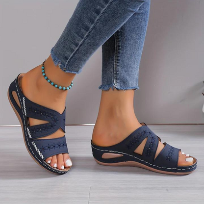 Women's Cushioned Sandals with Adjustable Straps and Arch Support