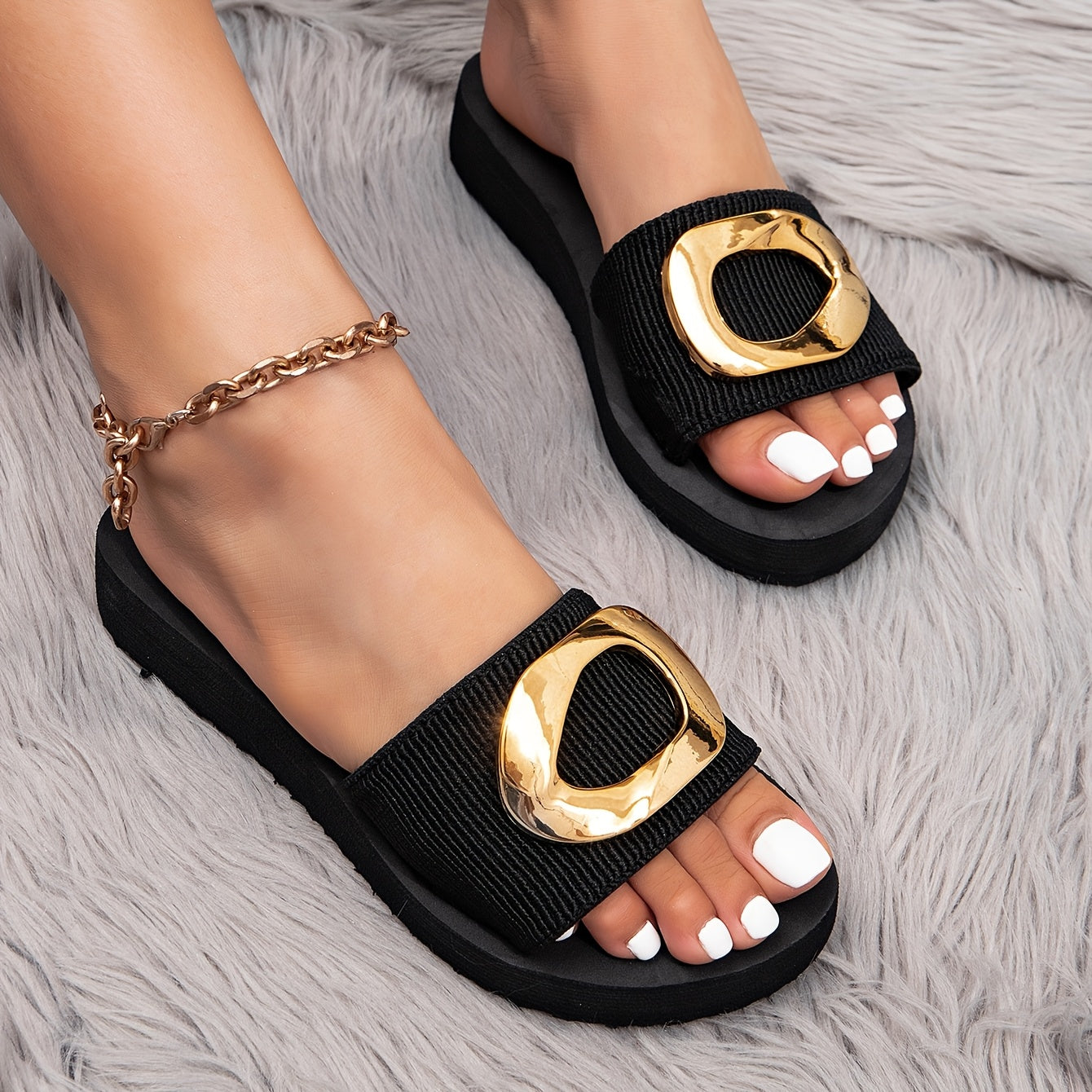 Women's Casual Sandals with Adjustable Straps and Lightweight Design