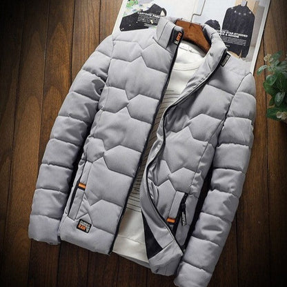 Lightweight Spring Jacket for Men Breathable Comfort and Modern Cut for Urban Style