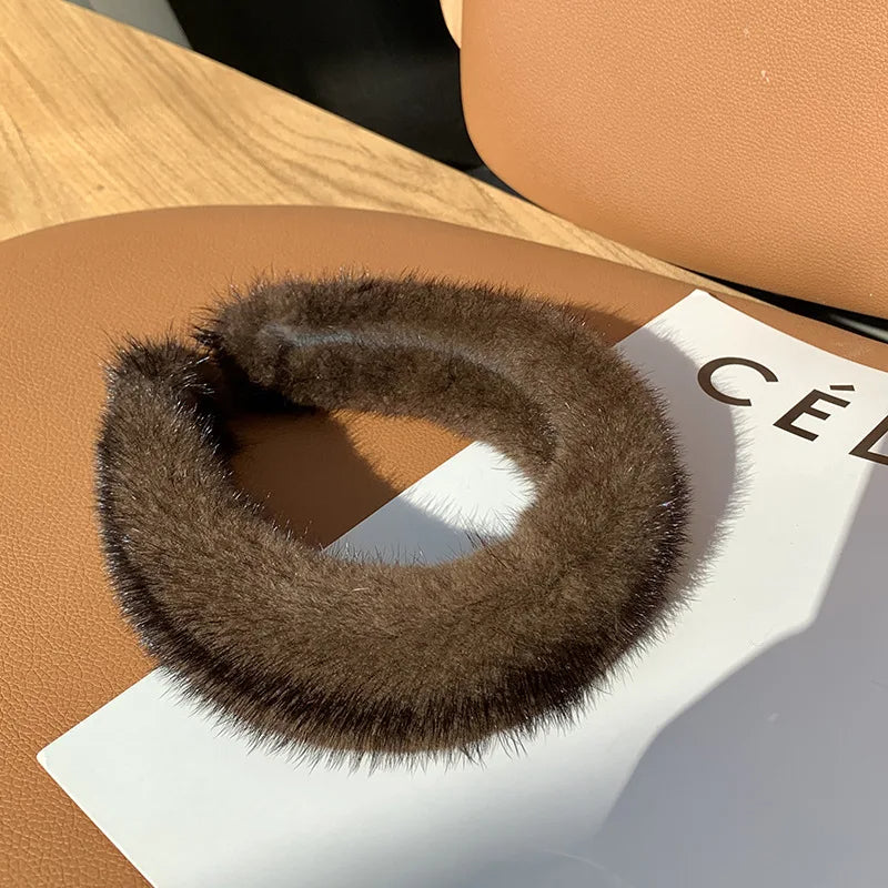 Léa Luxe Faux Fur Headband For Women With Soft Plush Winter Comfort And Elegant Style