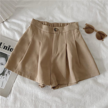Emma | Wide casual shorts with high waist