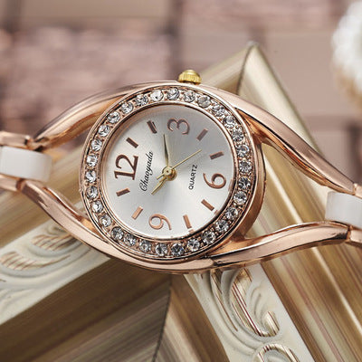Women's wristwatch with rhinestone decorations - TrendAura