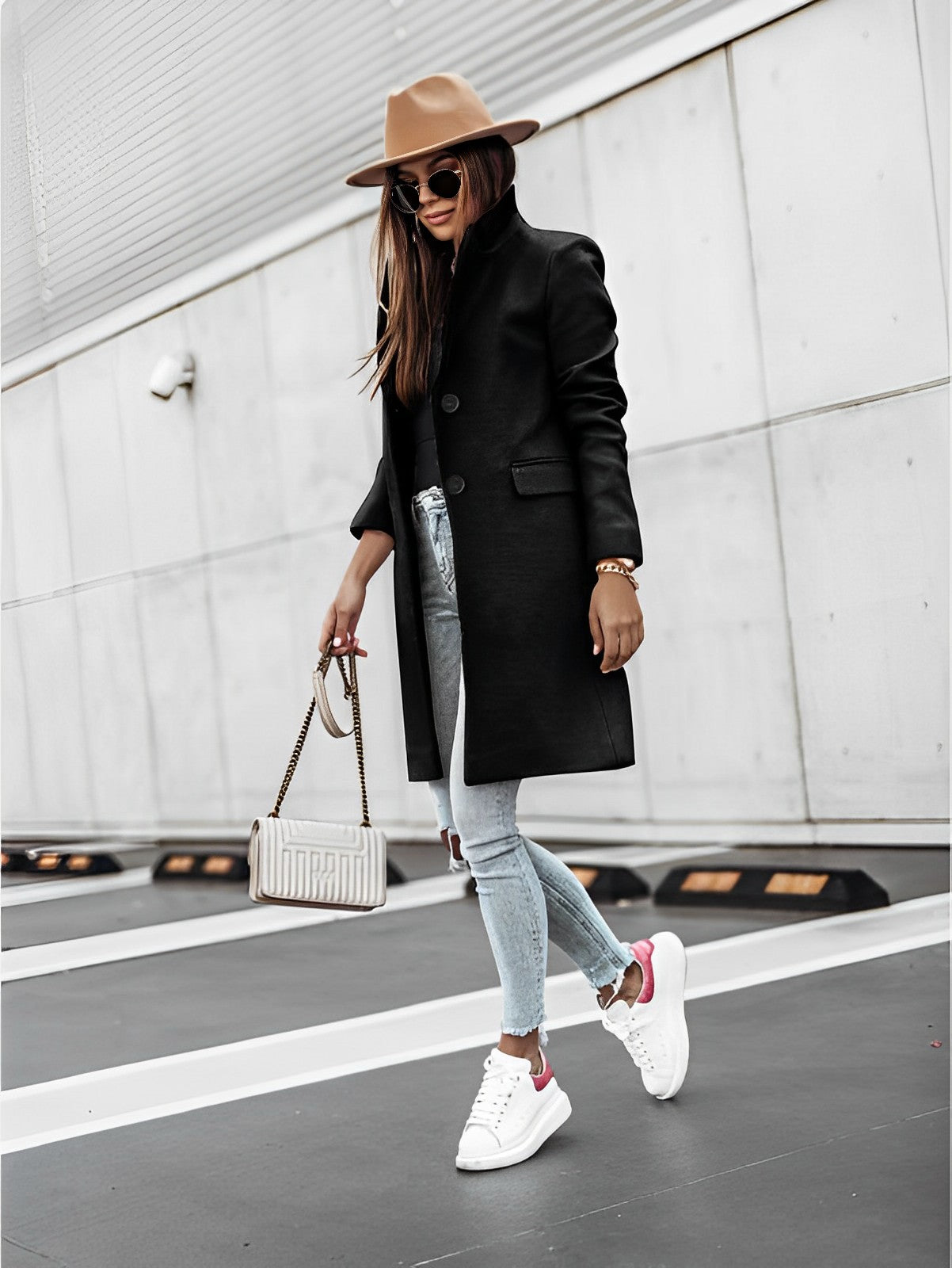 Cozy Oversized Long Sleeve Coat For Women With 2 Button Closure And Soft Knit Comfort