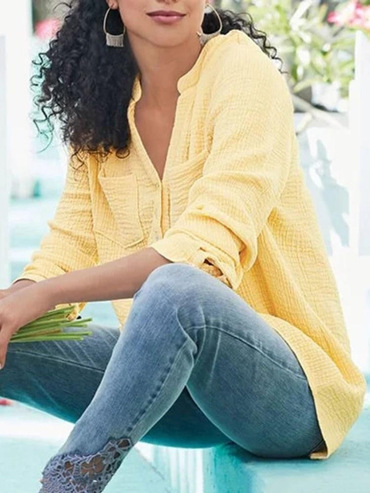 Women's Blouse – Relaxed Fit – Long Sleeves – Natural Fibers – Breast Pockets