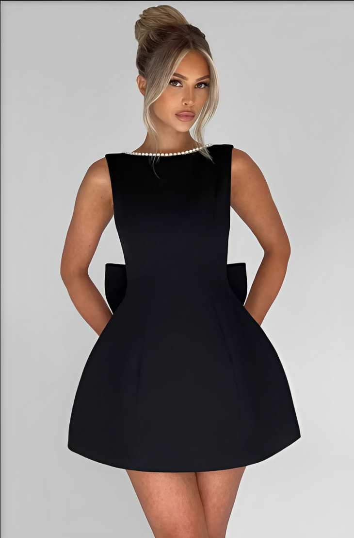 Coline | Sleeveless Evening Dress with Elegant Knot and Pearls