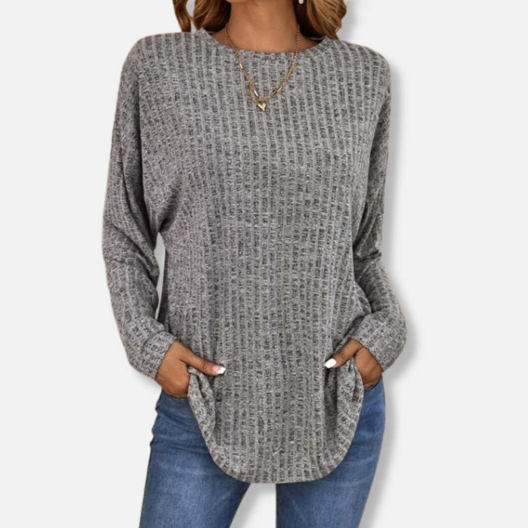 Women’s Pullover Top – Relaxed Fit – Ribbed Knit – Long Sleeve – Curved Hem