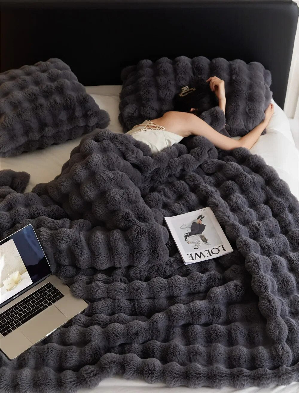 Soft Plush Fleece Wool Cozy Bed Throw Blanket