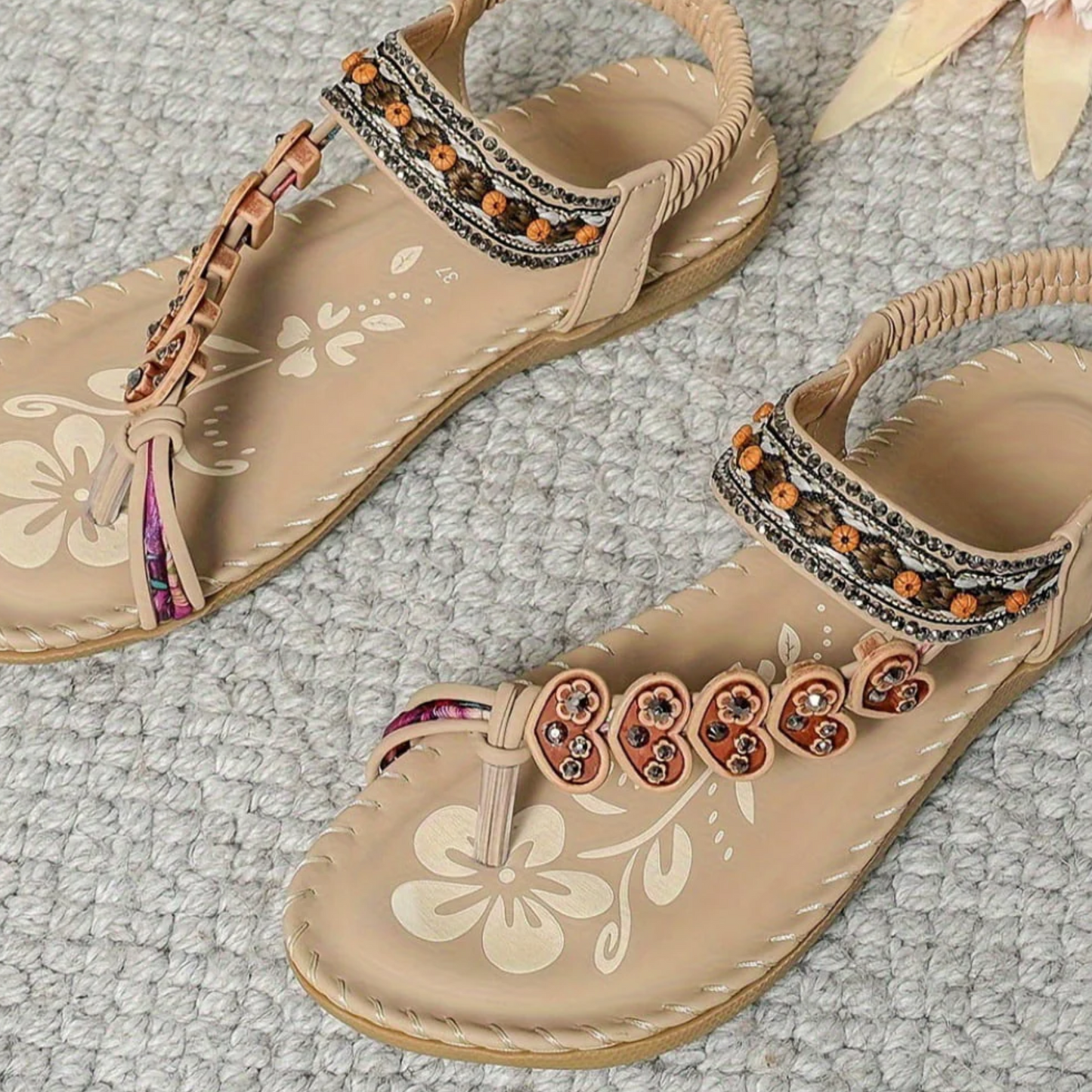 Women's Stylish Sandals with Adjustable Straps and Cushioned Footbed