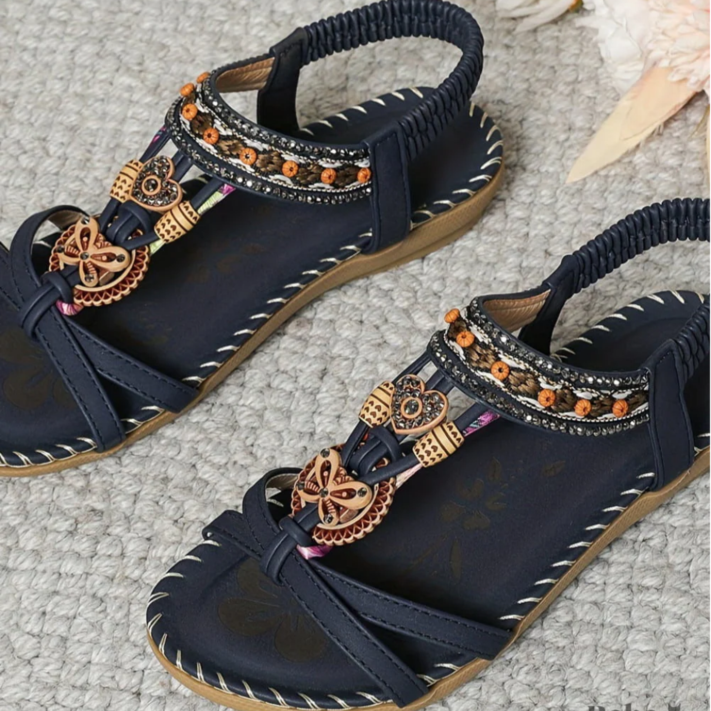 Women's Stylish Sandals with Adjustable Straps and Cushioned Footbed