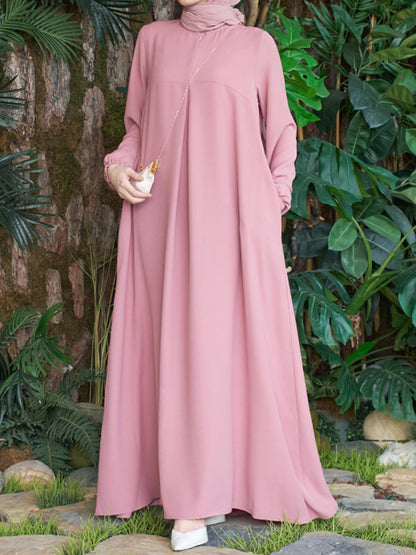 Arabic long-sleeved, loose-fitting dress