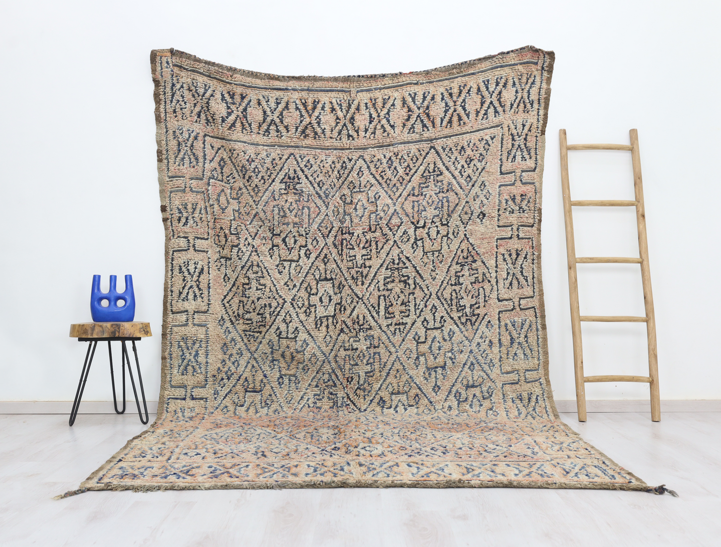 Tawla Vintage Moroccan Rug 6'2" x10'2" - TrendAura