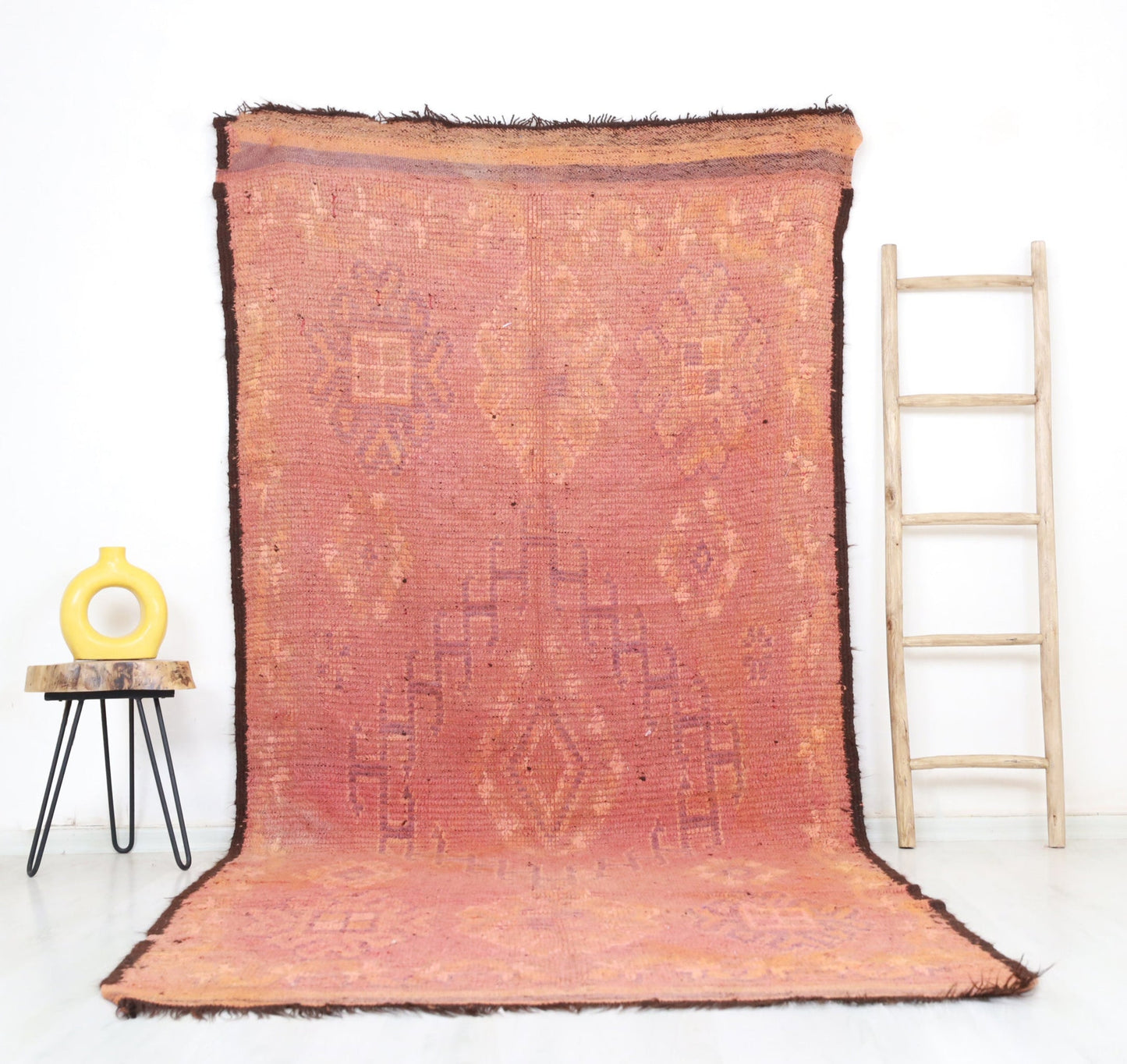 Fodi Vintage Moroccan Rug  4'9" x 10'8" - TrendAura
