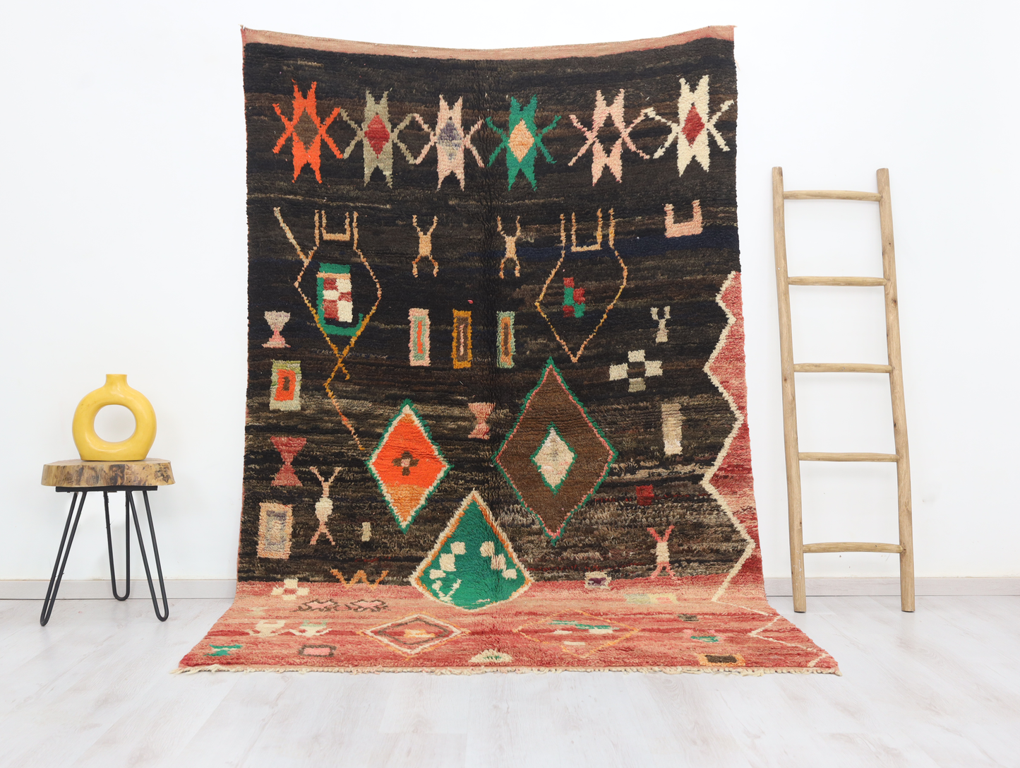 Isaffen Moroccan Rug 5'3" x 8'4" - TrendAura