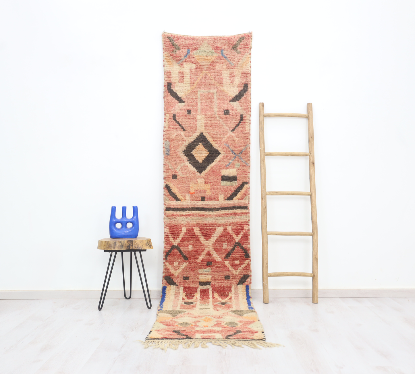 Tili Moroccan Rug 2'2" x 9'6" - TrendAura