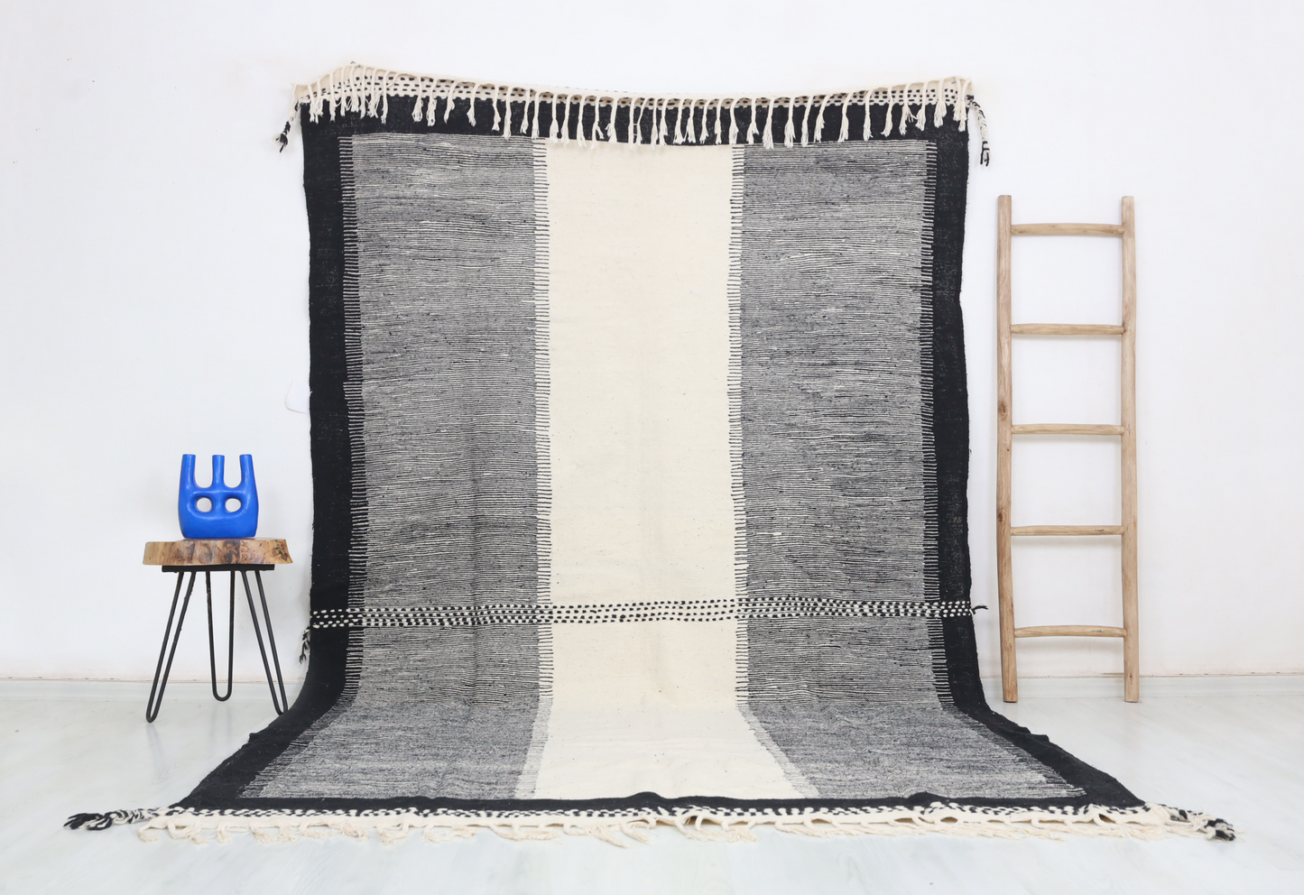 Awras  Moroccan Kilim Rug 6'5" x 10'2" - TrendAura