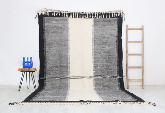 Awras  Moroccan Kilim Rug 6'5" x 10'2" - TrendAura
