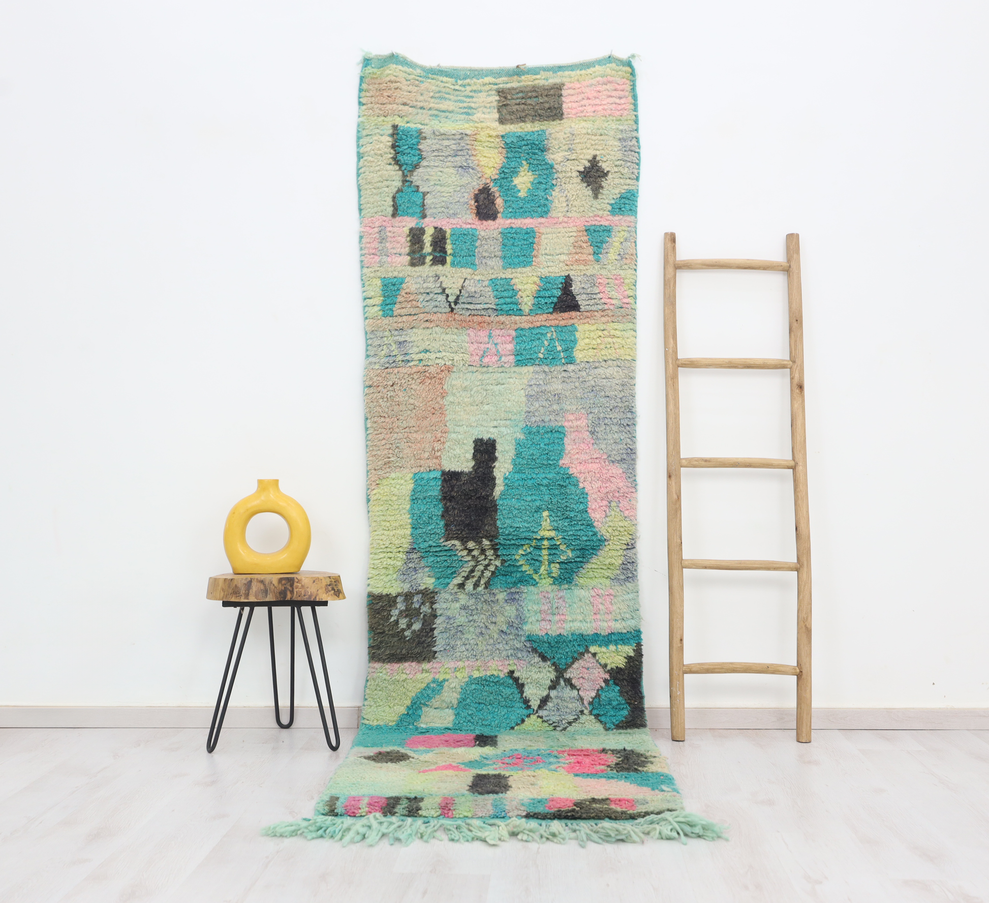 Taneflit  Moroccan Rug 2'8" x 9'5" - TrendAura